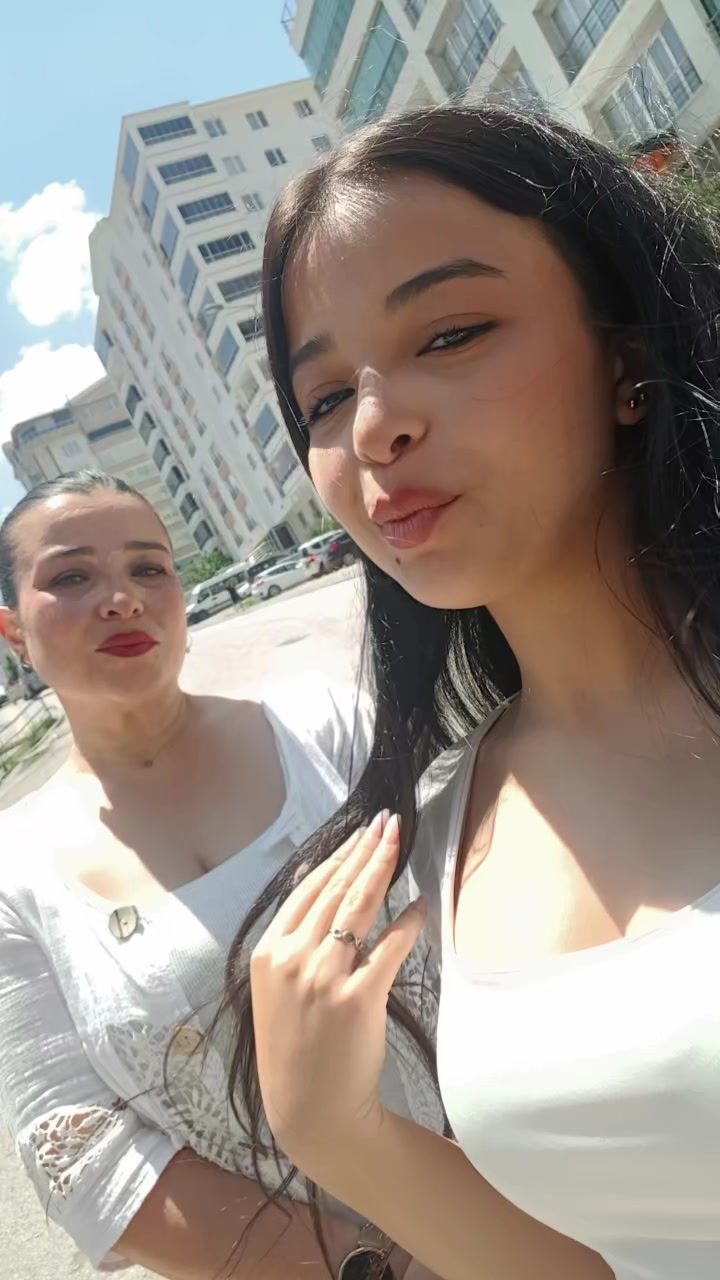 @Ceylin