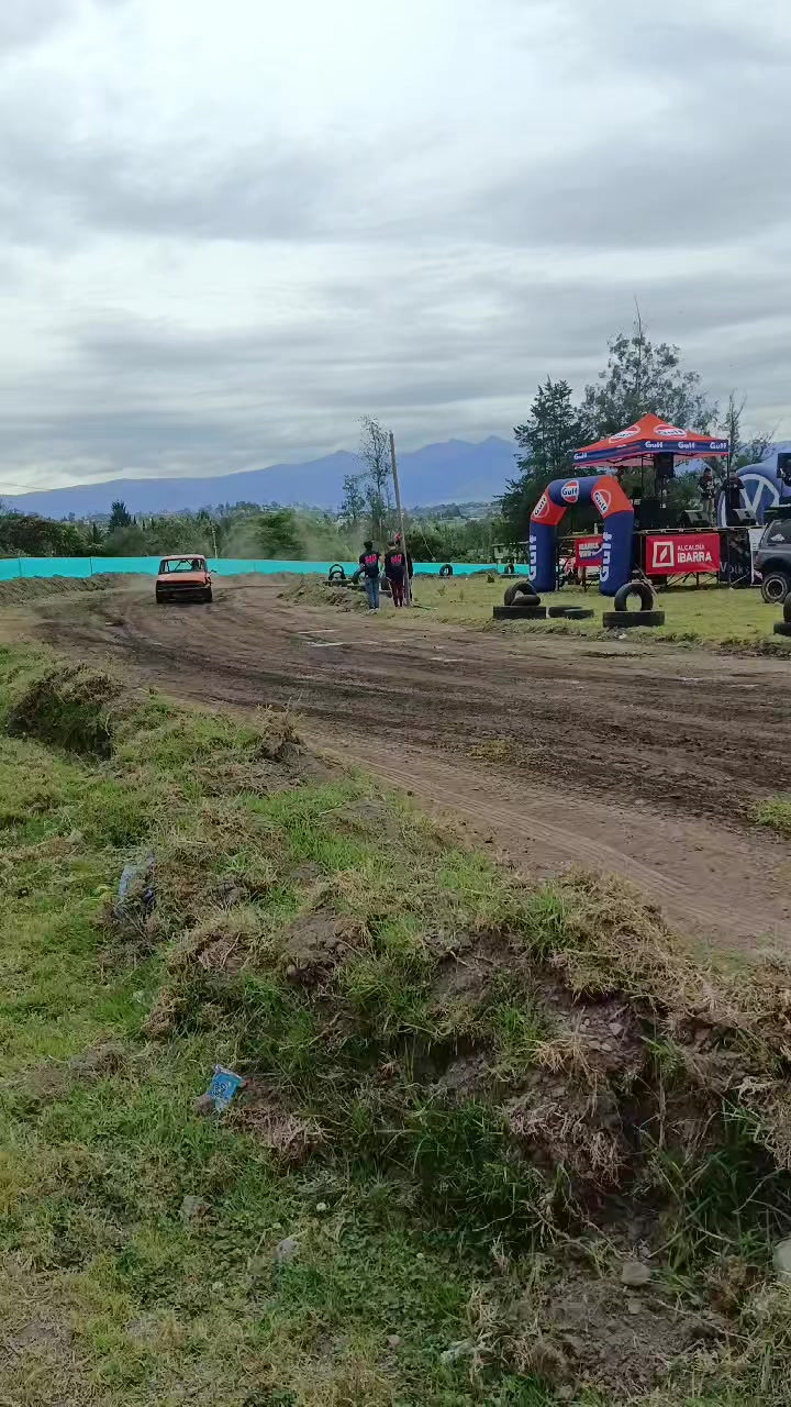 @Christian Martin😎😁🇪🇨