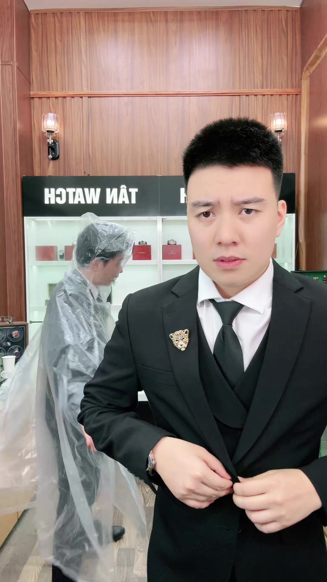 @Do&atilde;n Gia T&acirc;n