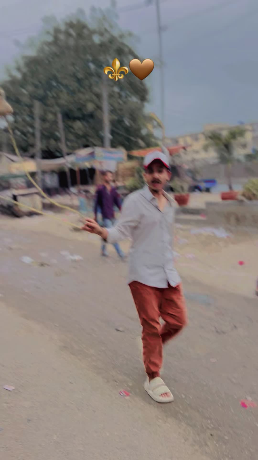 @ازلان شیخ 🇵🇰🫅🏻