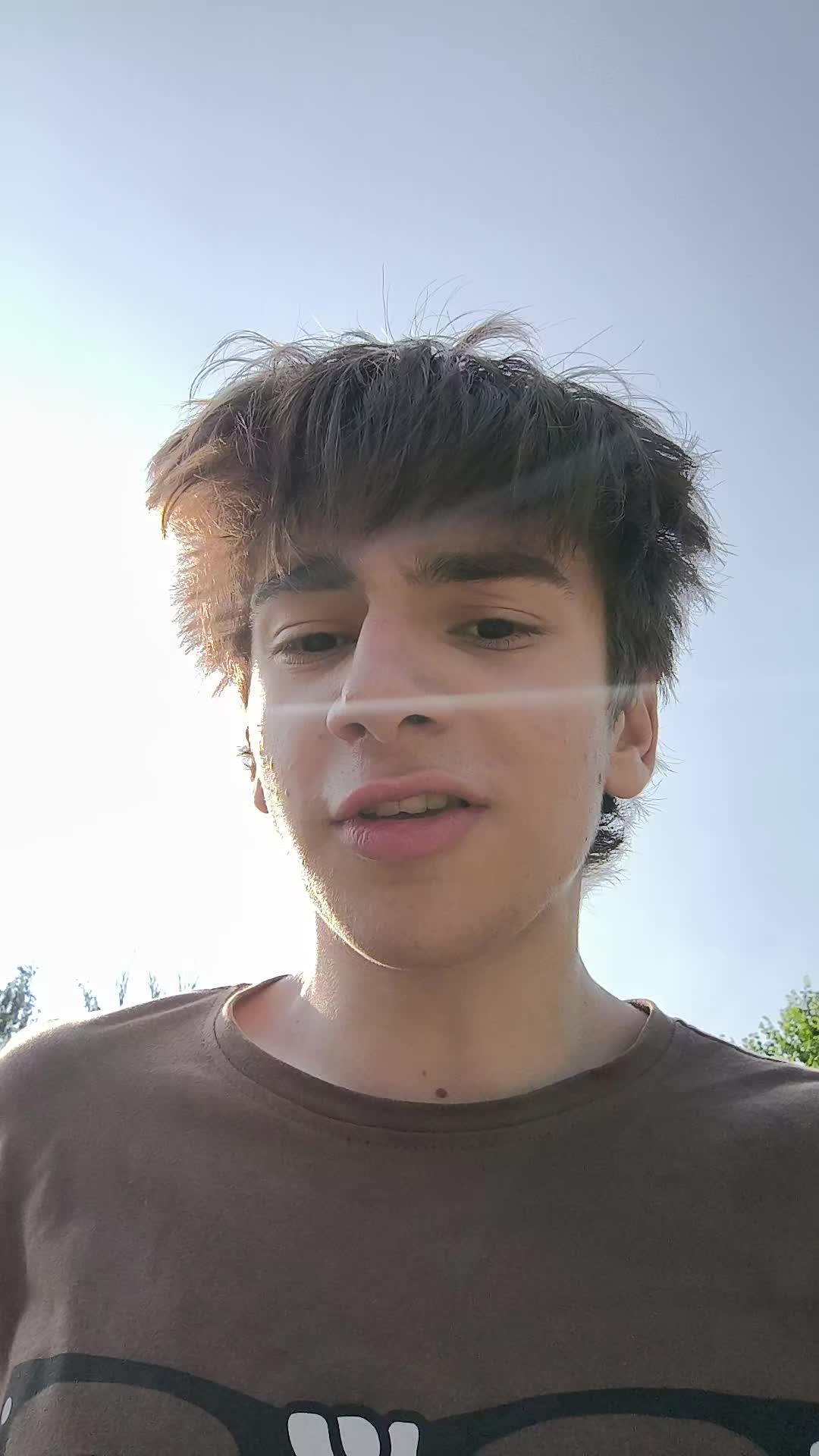 @//7?