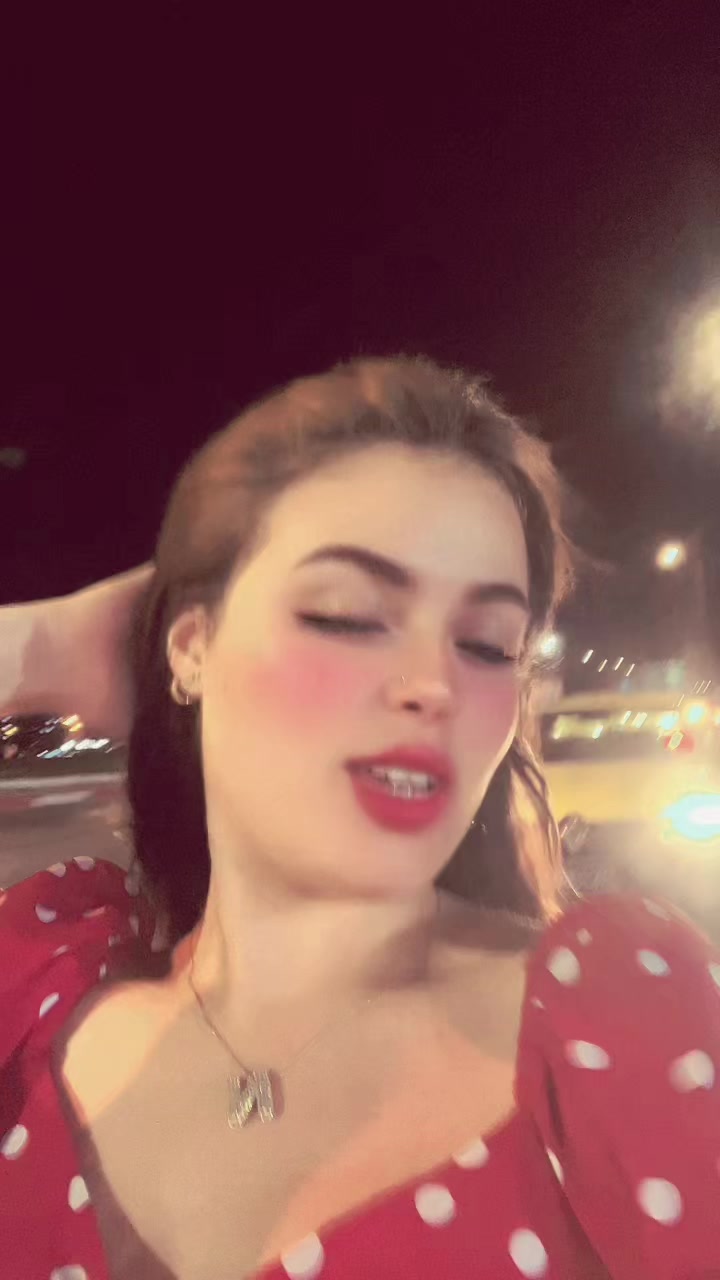 @🎀 𝓝𝓸𝓸𝓻_𝓠𝓾𝓮𝓮𝓷🎀