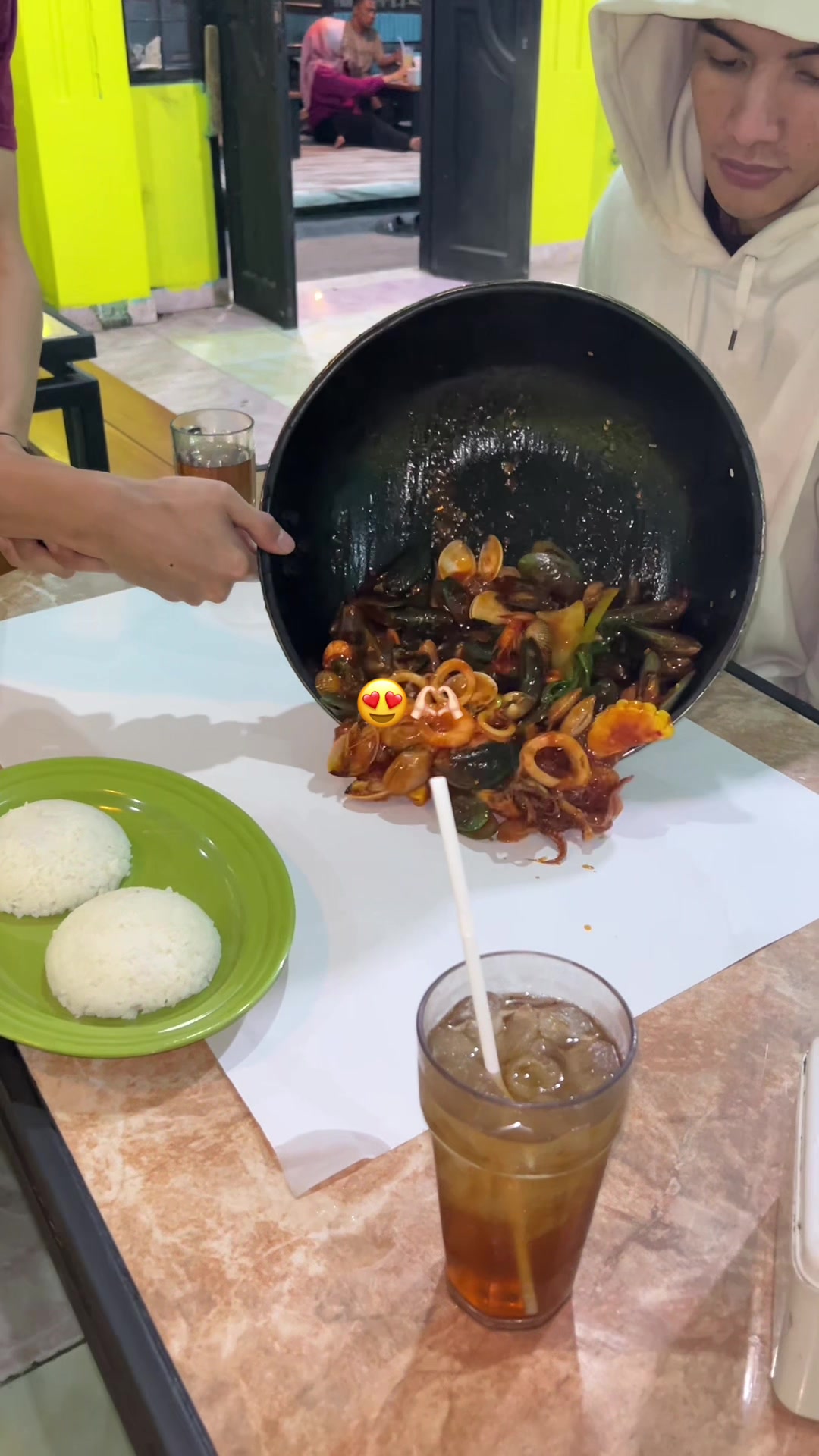 @seafood tumpah samudera