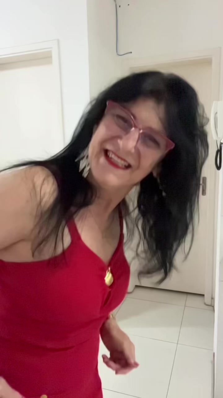 @&Eacute;dina a bonitona do Tiktok💃