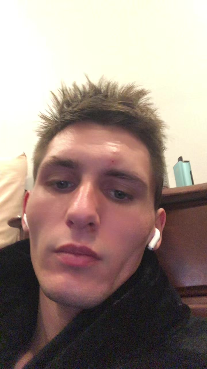 @King_Levy131