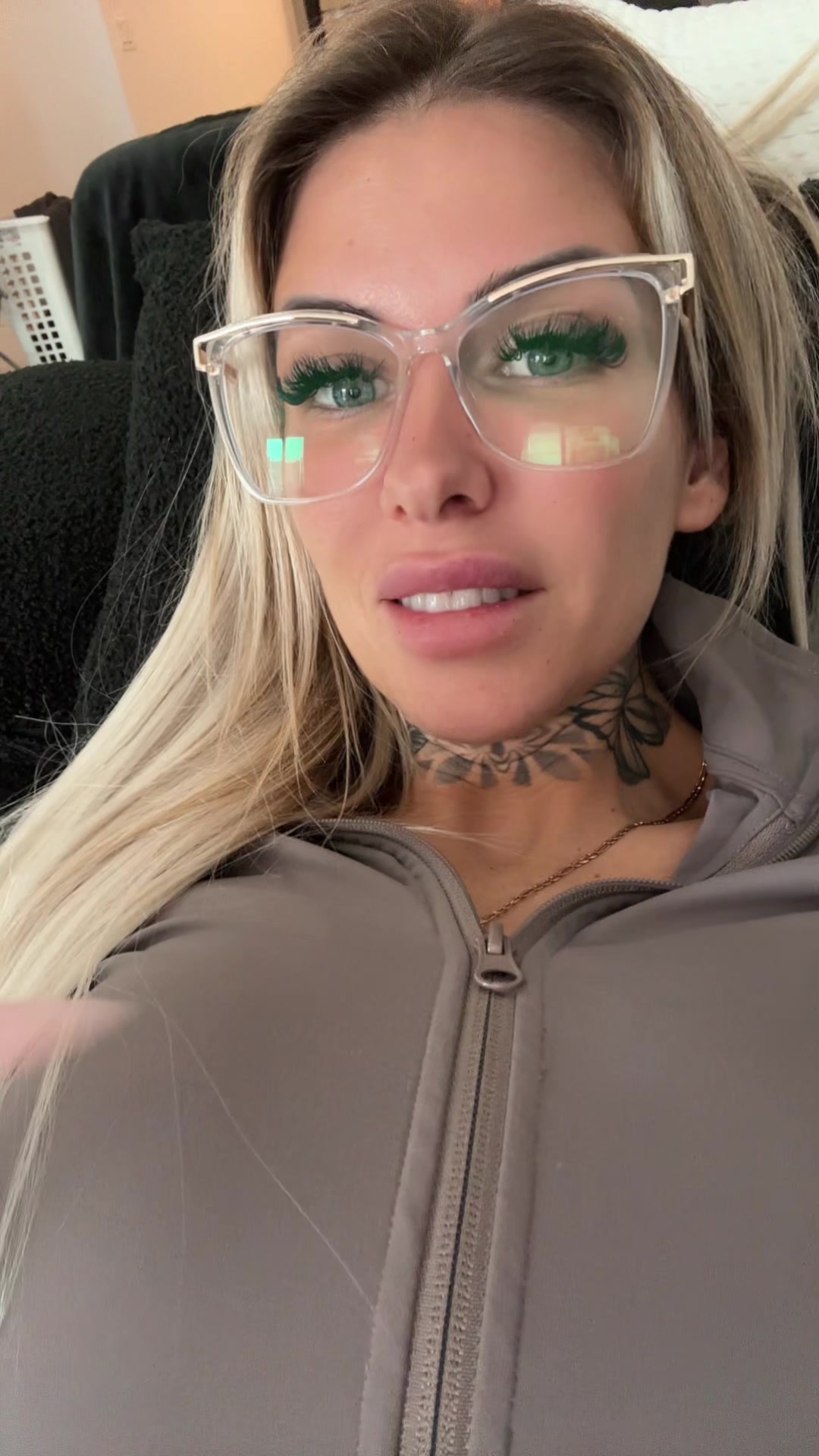 @Shanel_elle