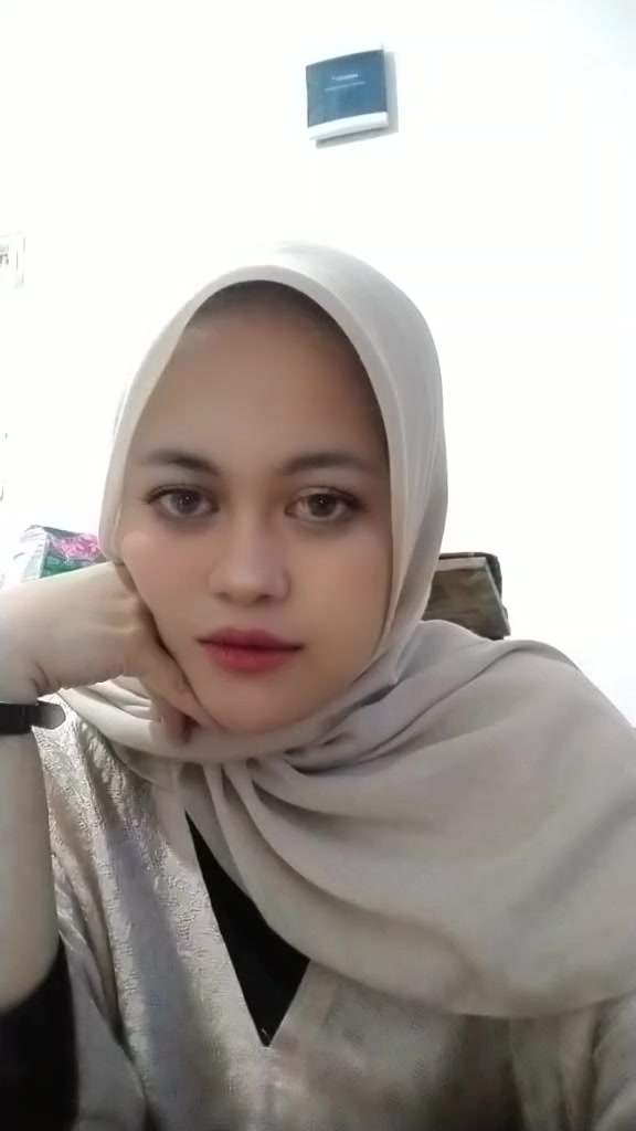 @gurlssss!