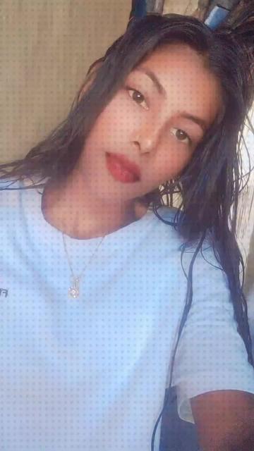 @Bhojpuri Queen 👰