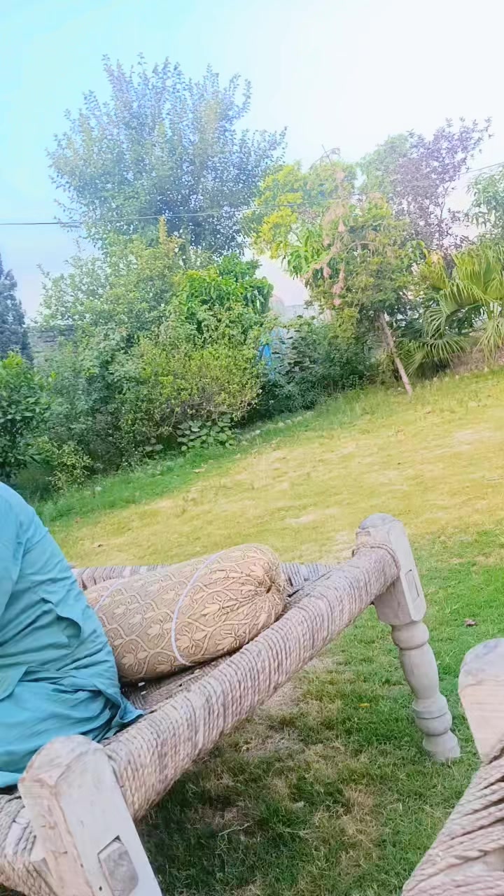 @AK🖤AFRiDi