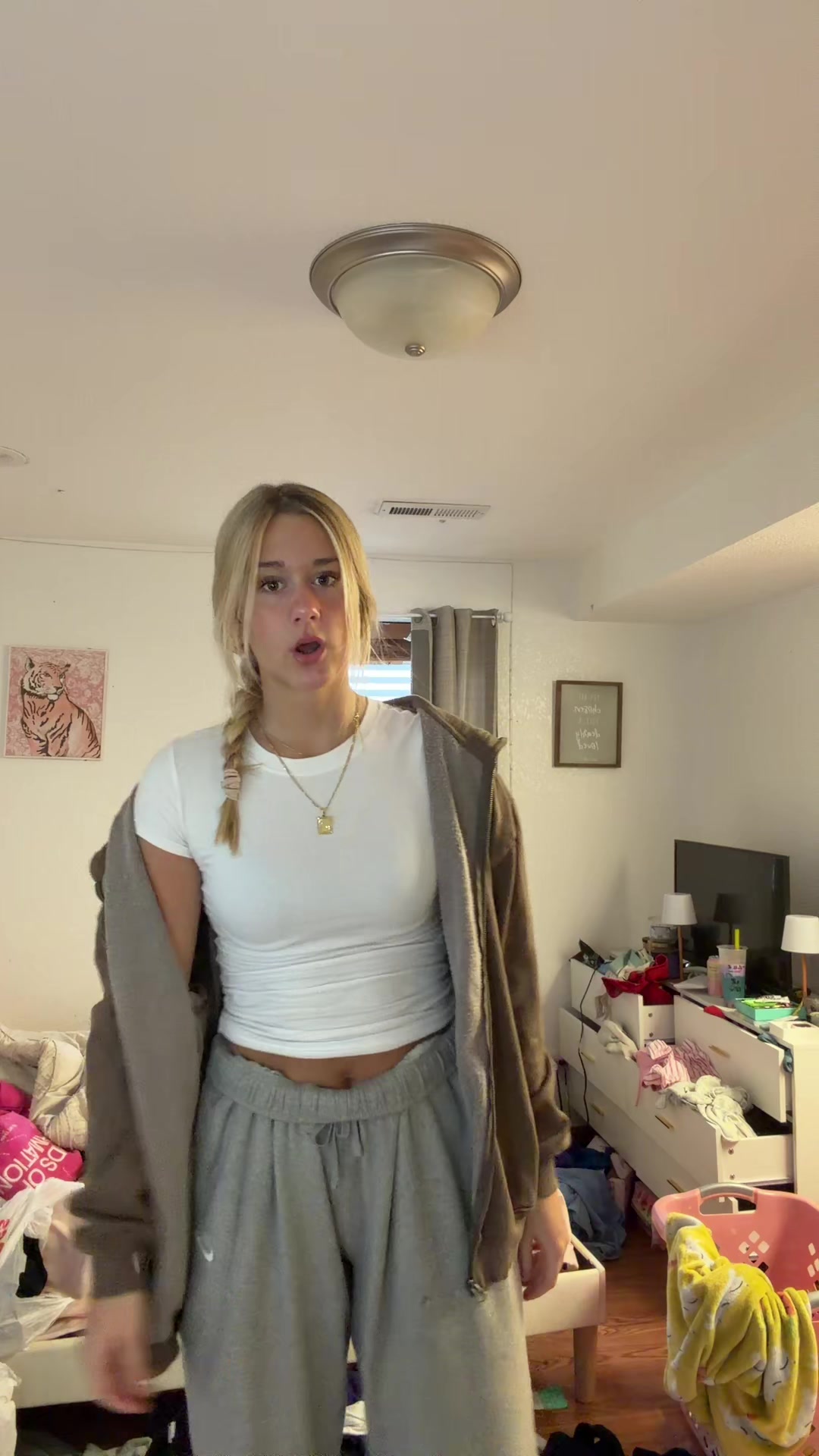 @️