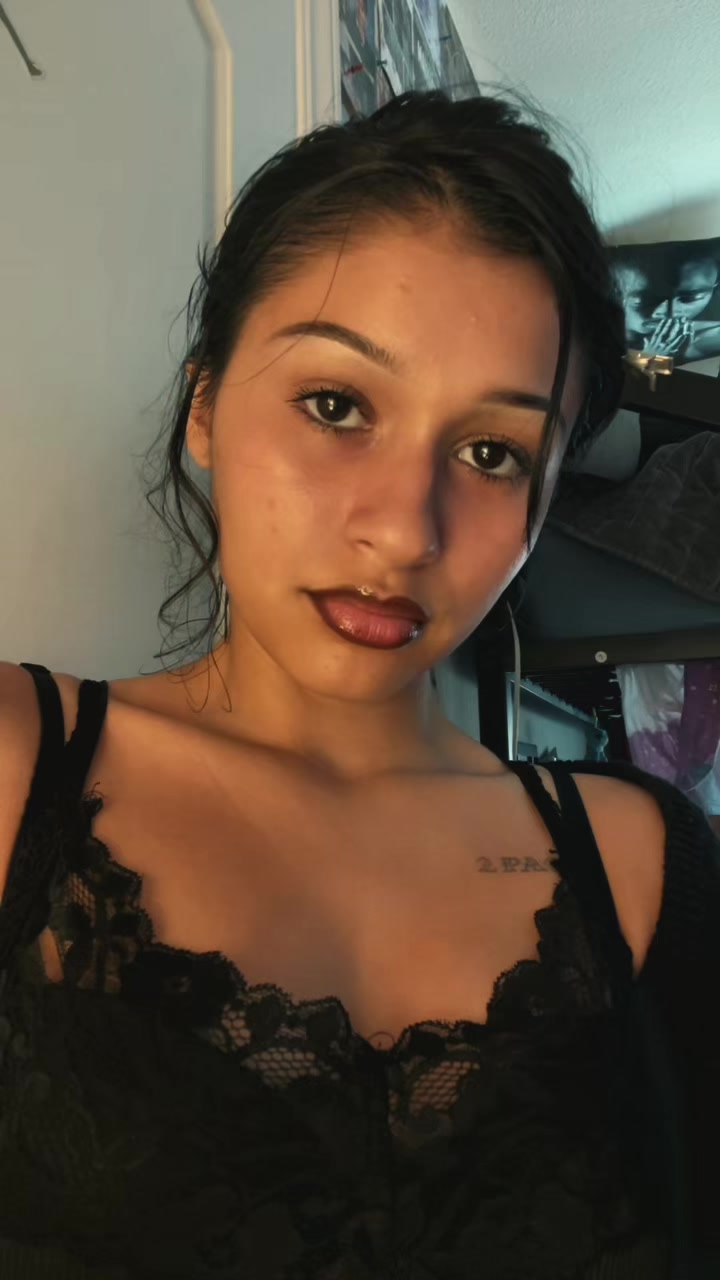 @Tú mami me quiere