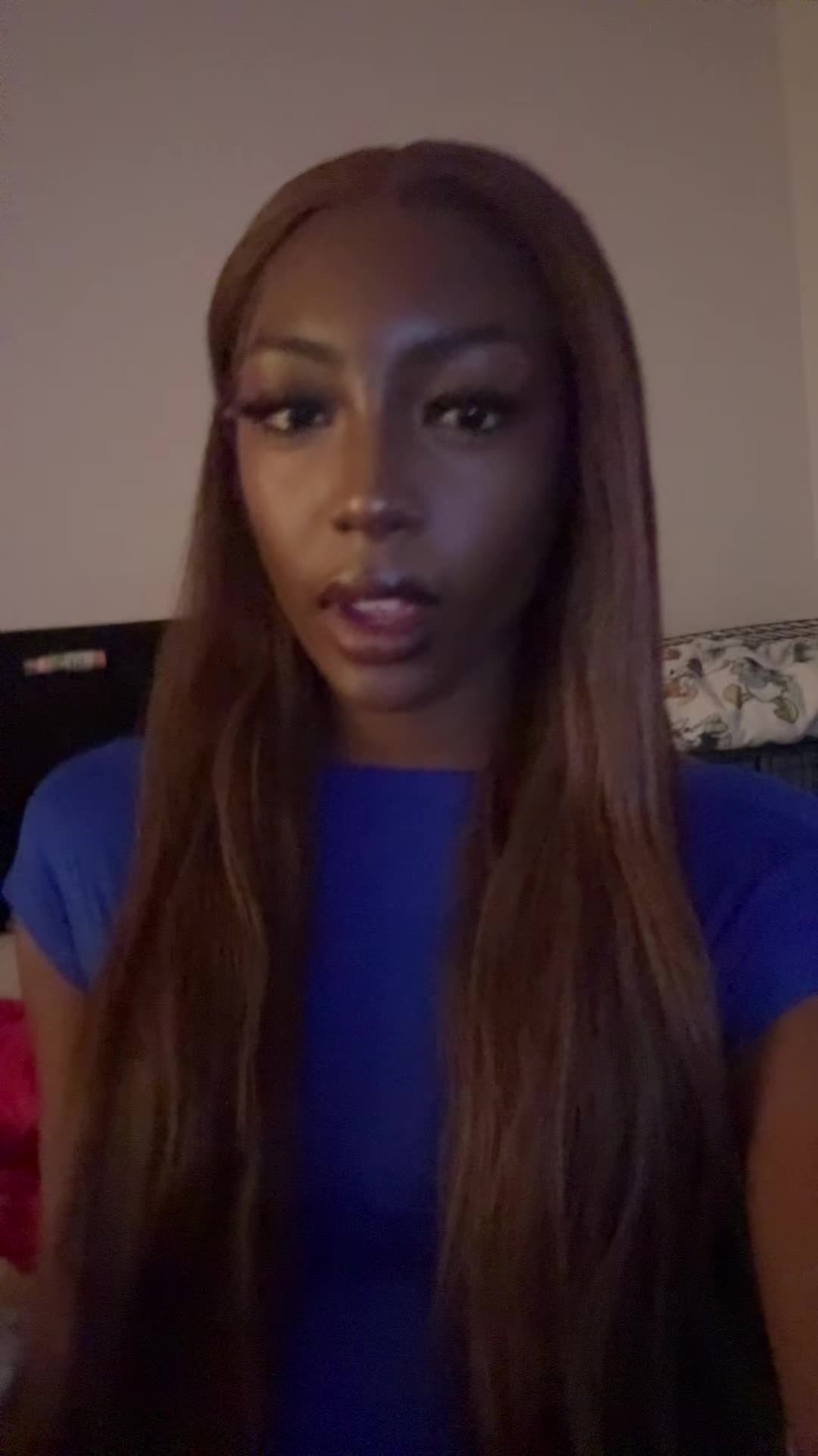 @Tamia 👩🏿&zwj;❤️&zwj;💋&zwj;👩🏿