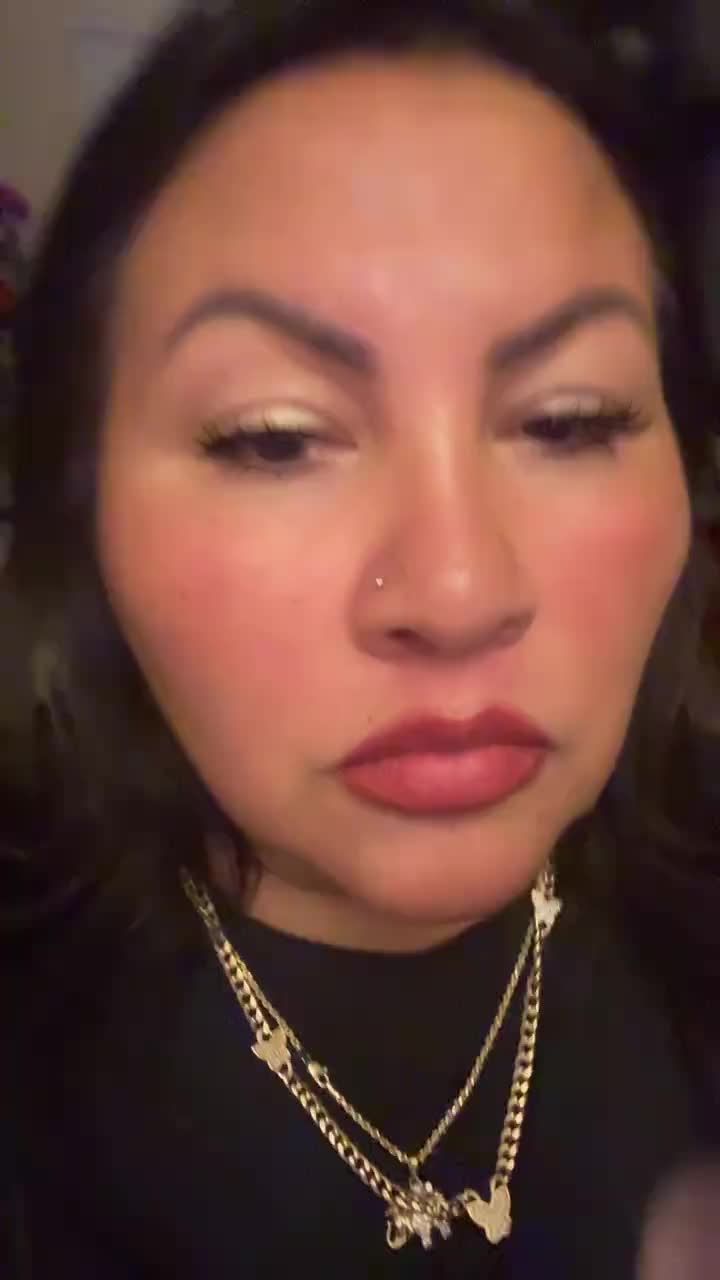 @Latinaqueen$