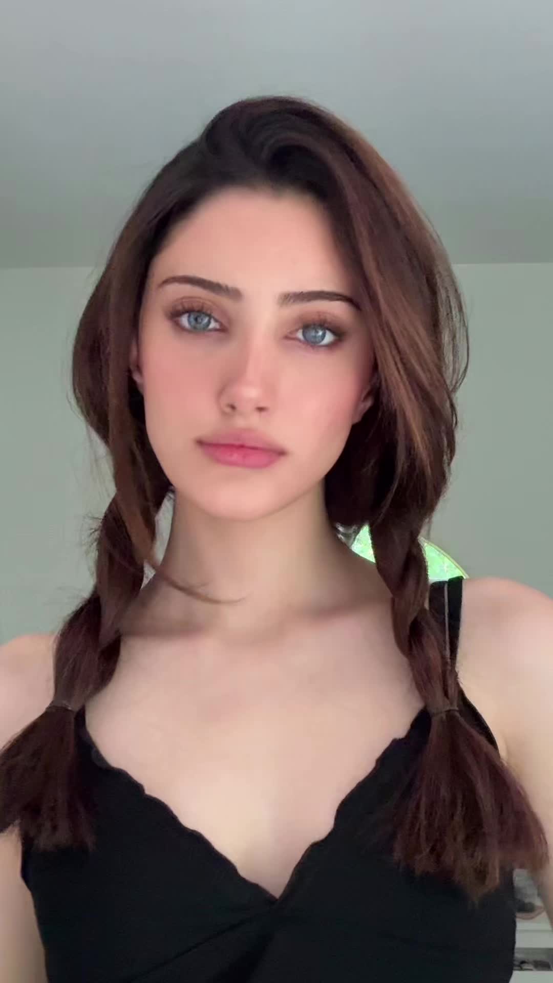 @vania