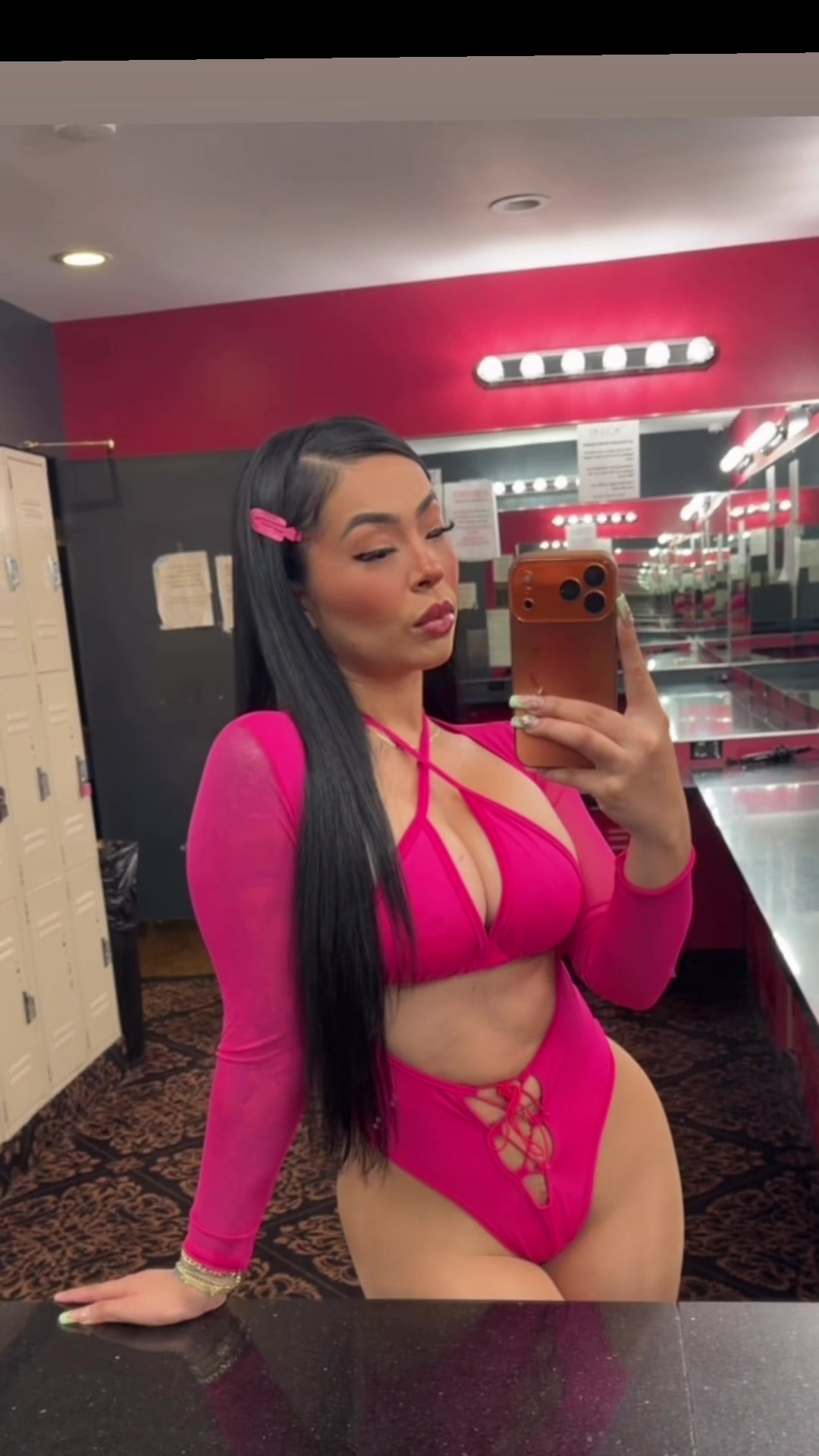 @_xoxoxlee