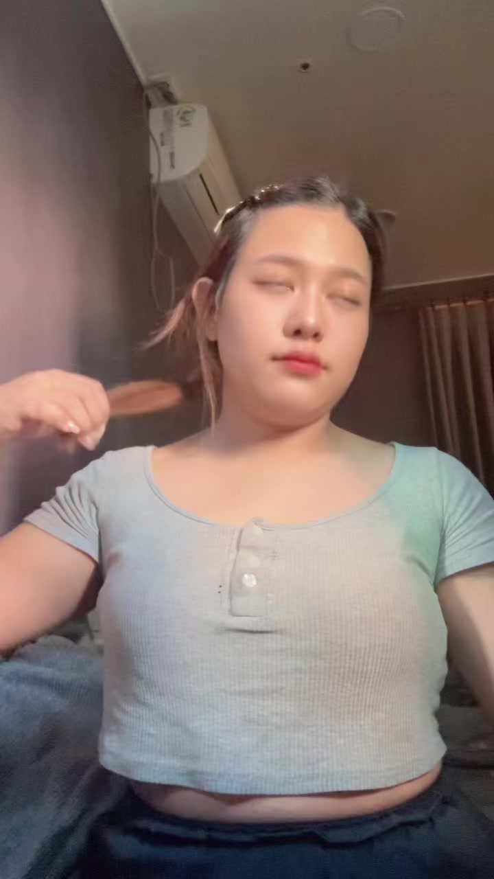 @Moo May