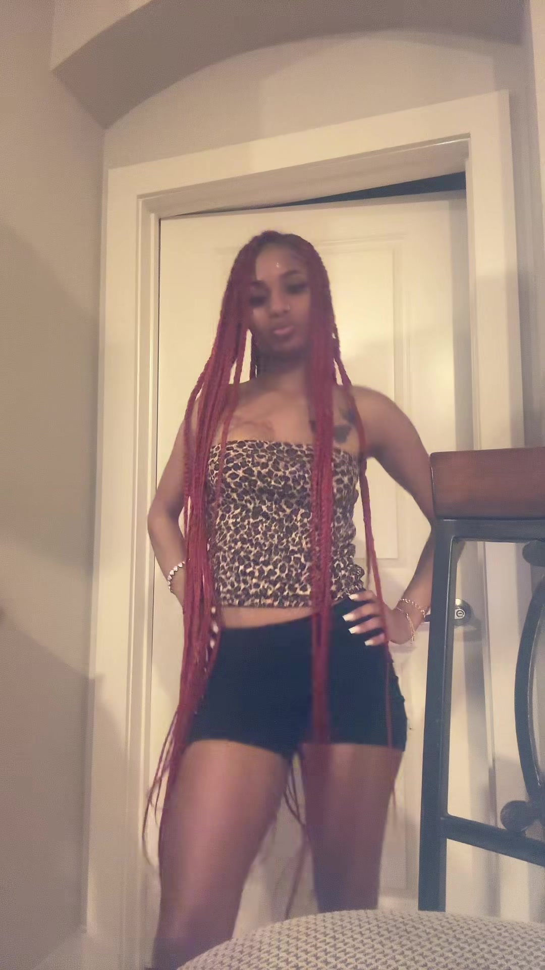 @yofavorite_LightBright🤍😫