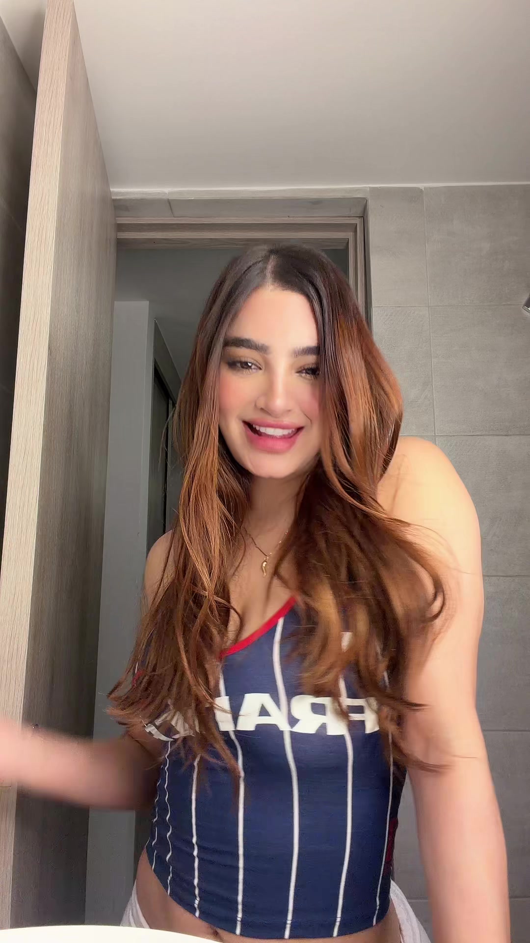 @Laura sahar
