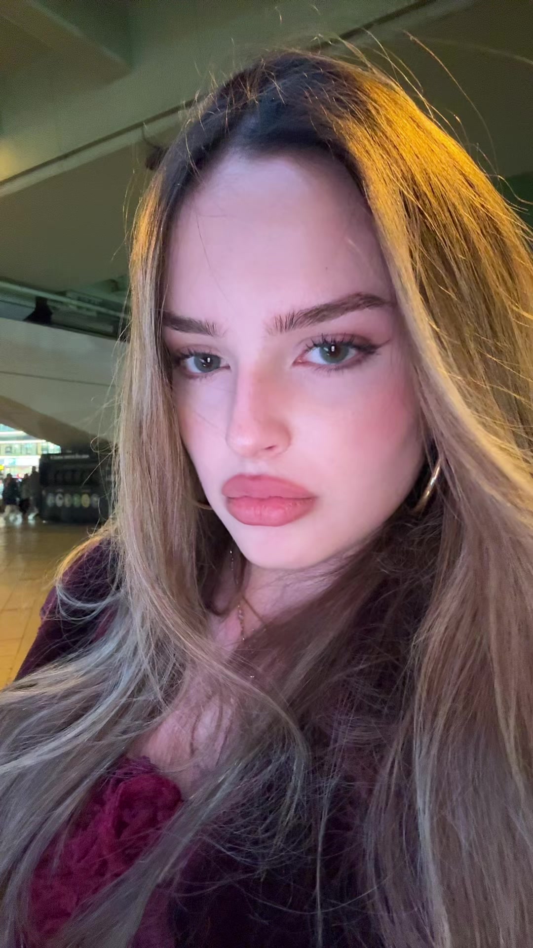 @Elaa