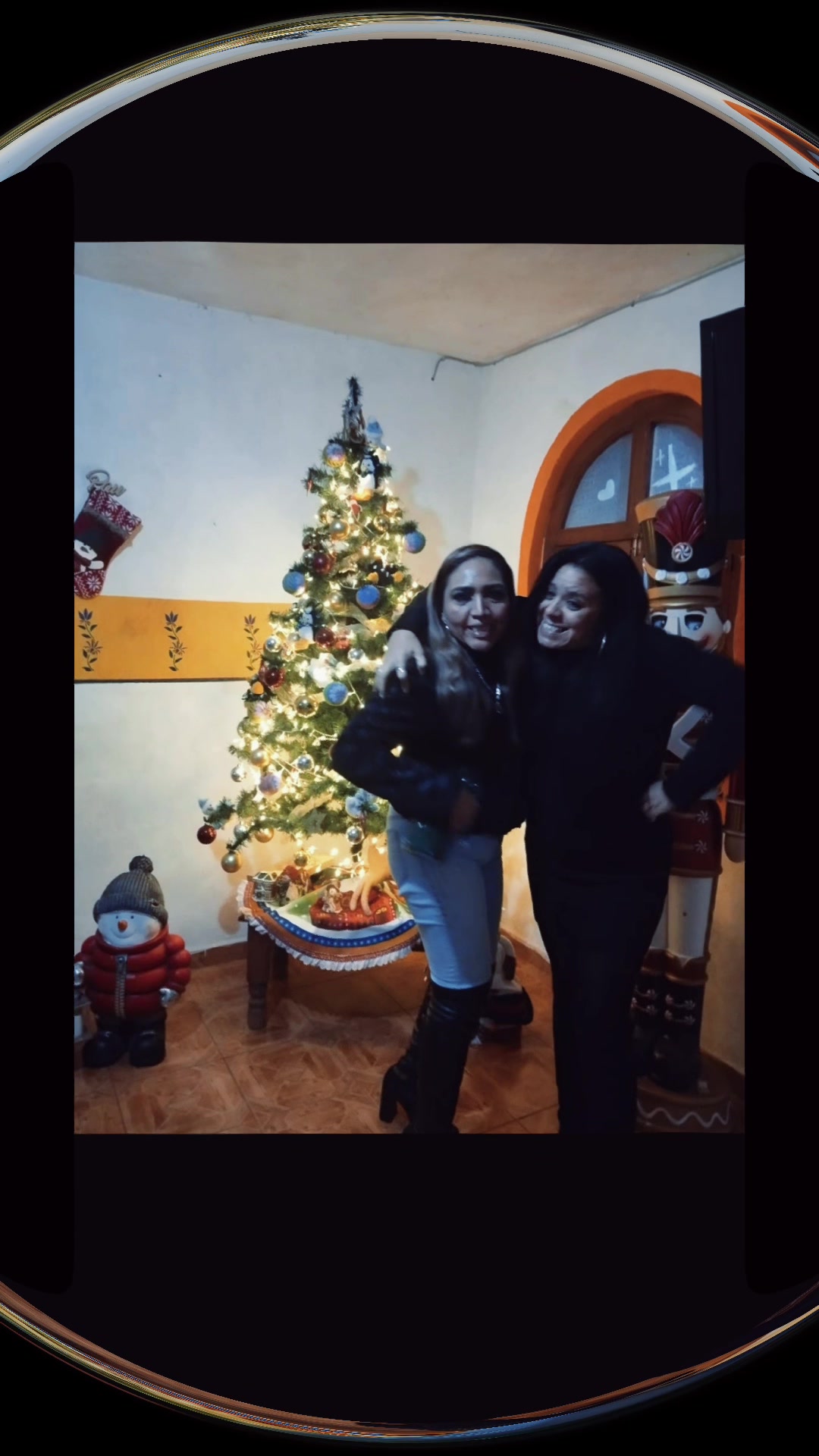 @Xunahb.