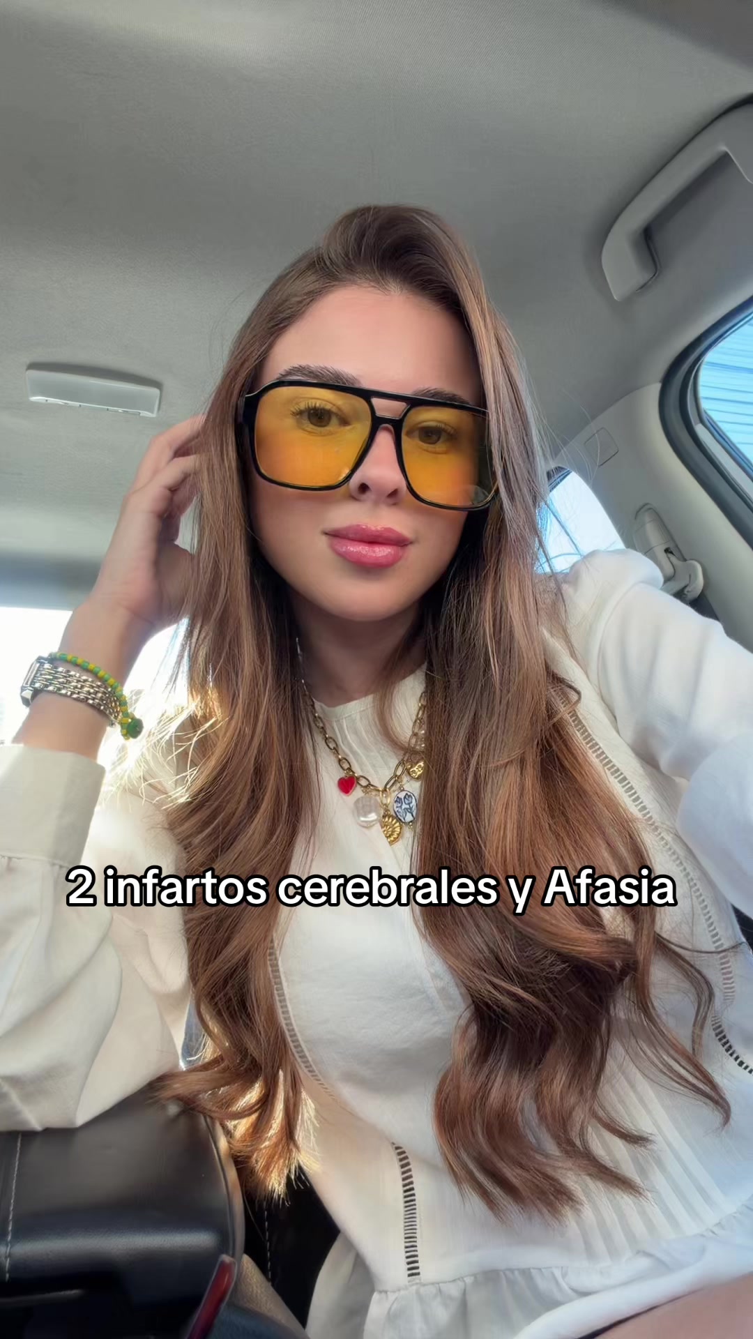 @Samyca_