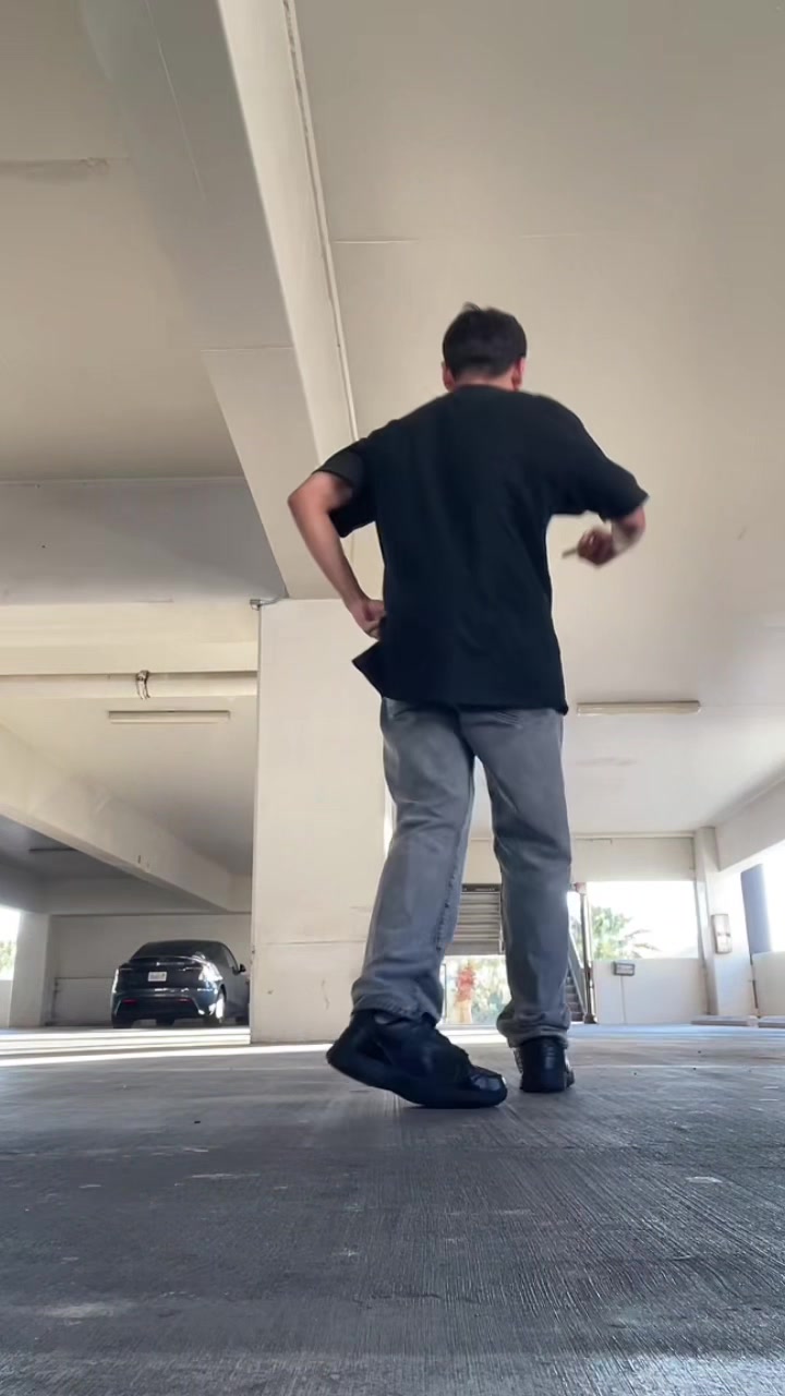 @isaac_dances