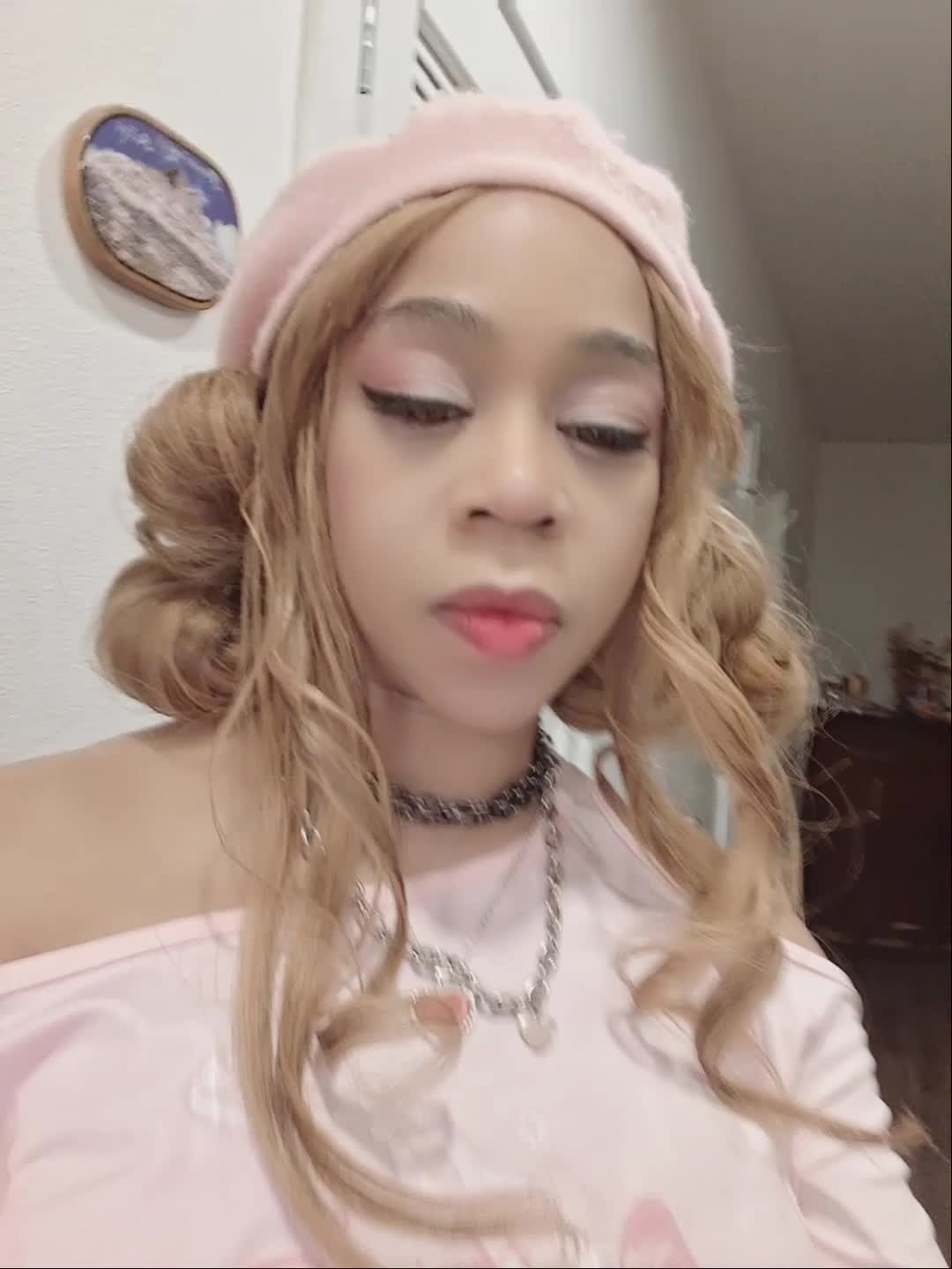 @Okamiko