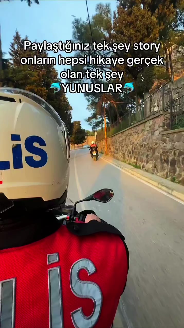 @-YUNUSLARR ☪︎🇹🇷͜͜͡͡✯-