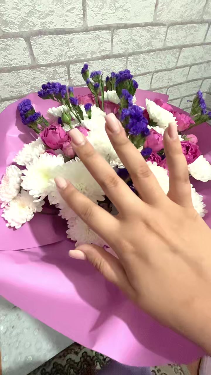 @_emma_