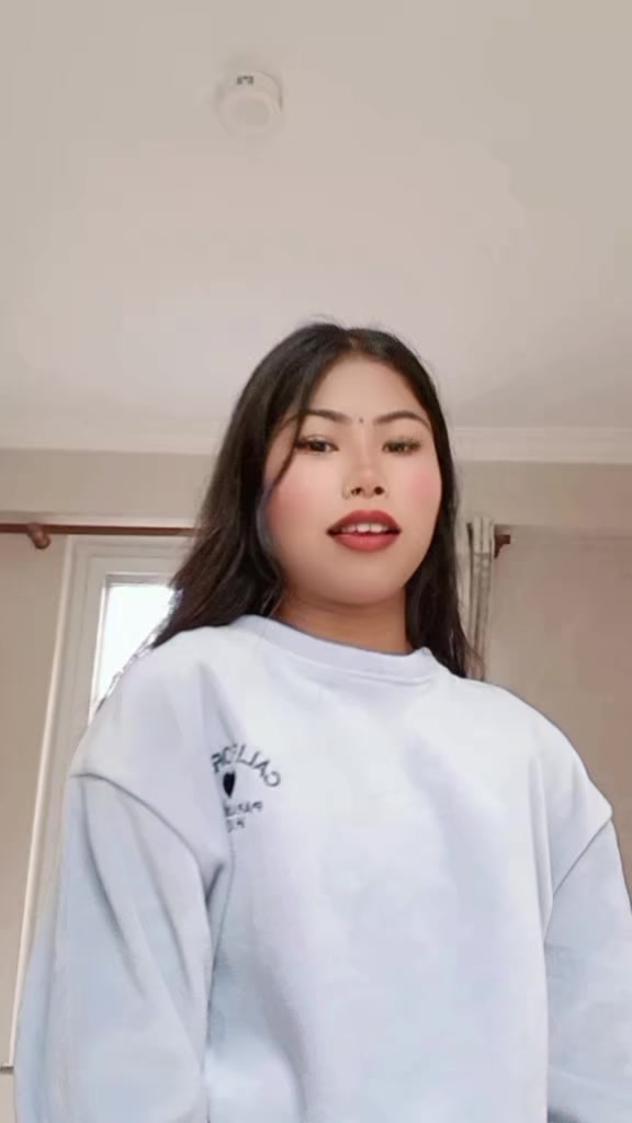 @Radha💦✨