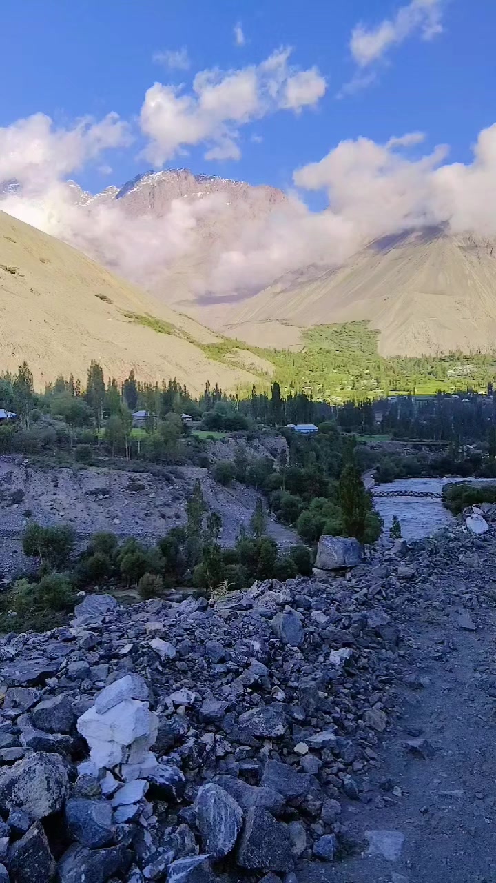 @Amjuukhan😎❤️