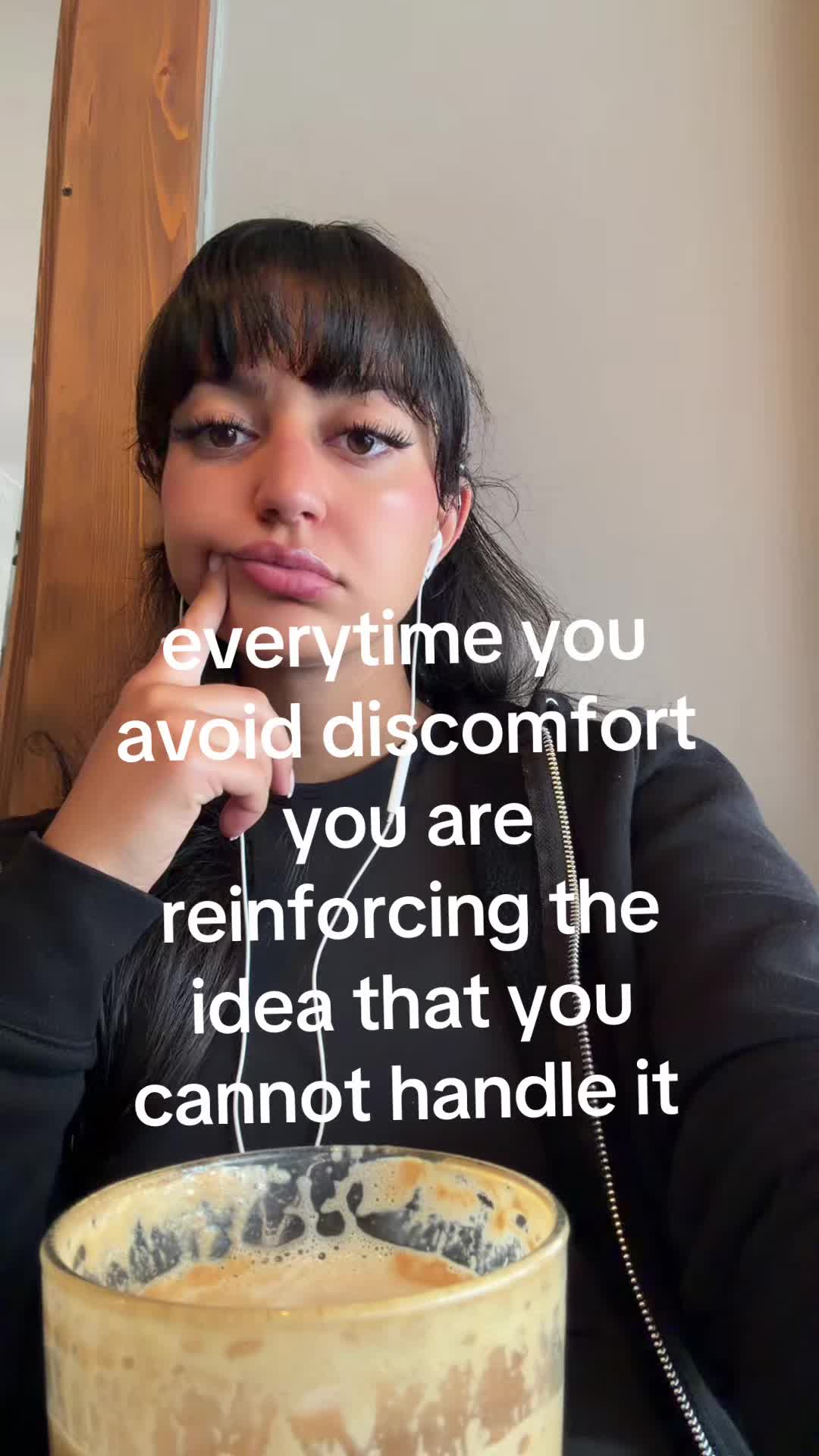 @️