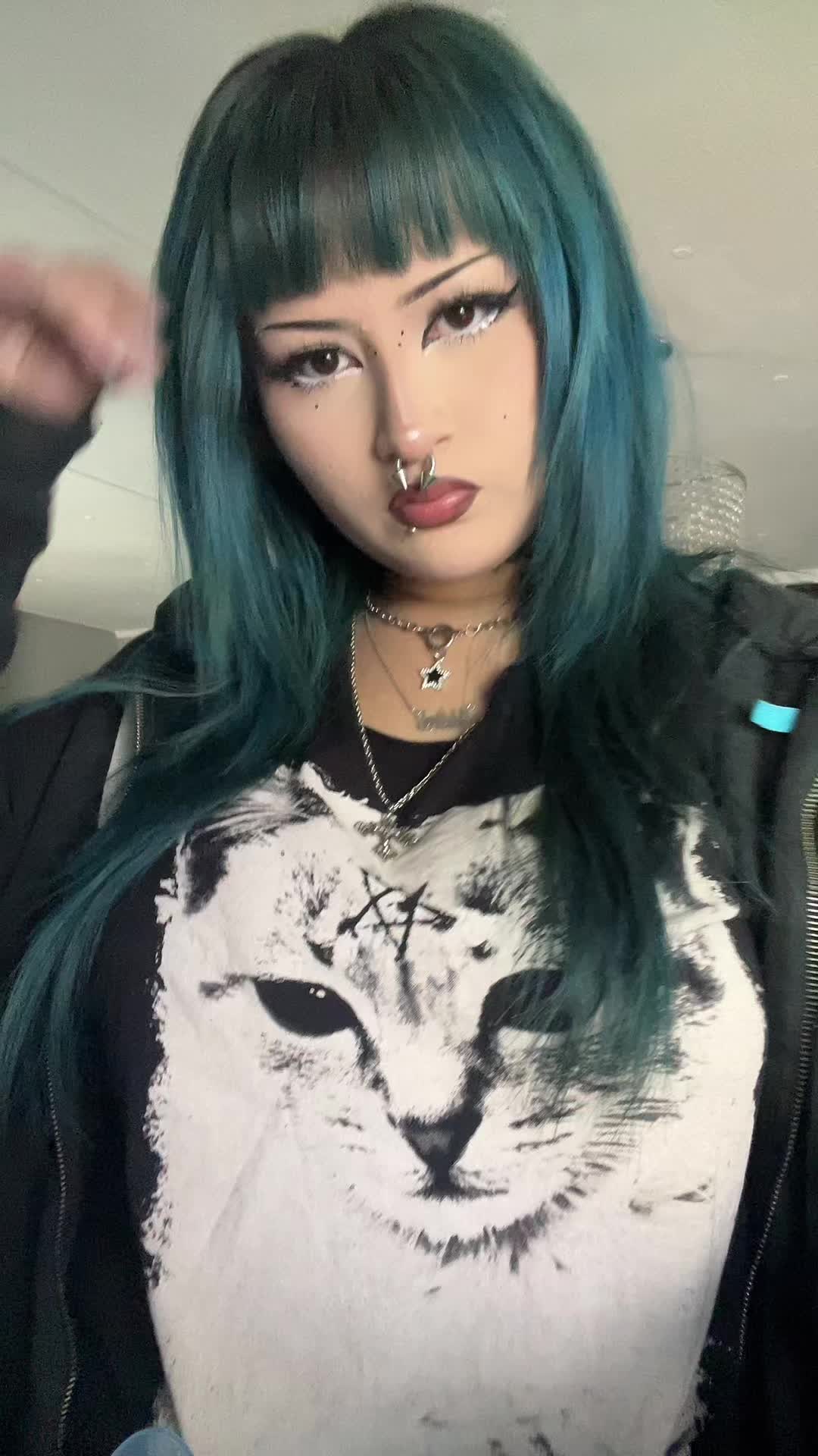 @𖤐𝔔