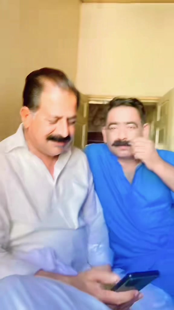 @Roy Aamir