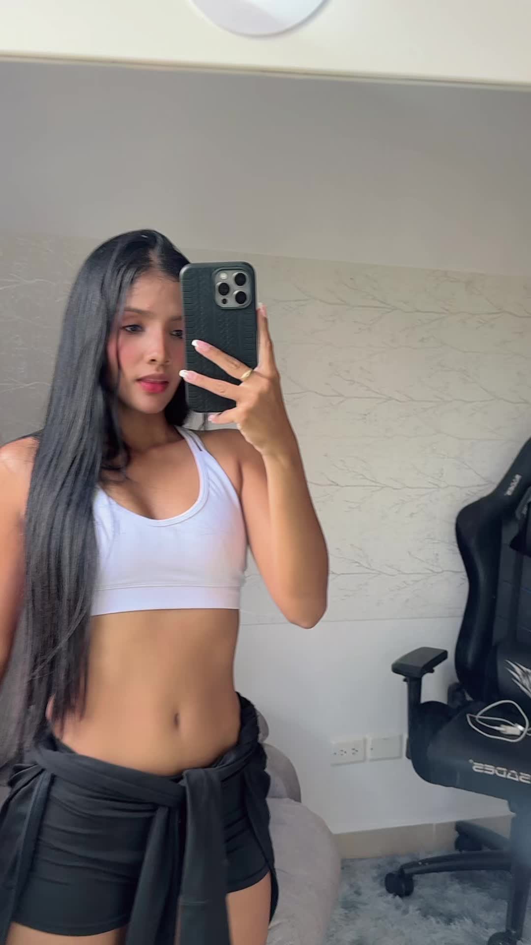 @sarita_v42