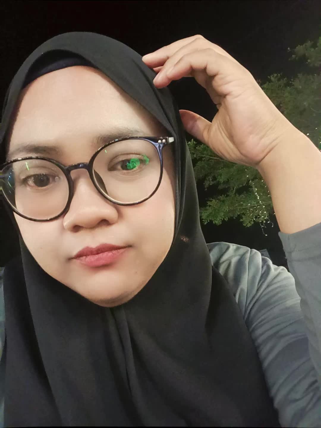 @dee-nazz1094