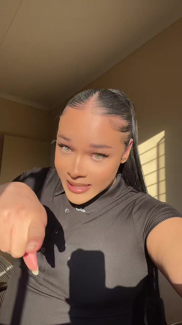 @Raven Kye 🦋