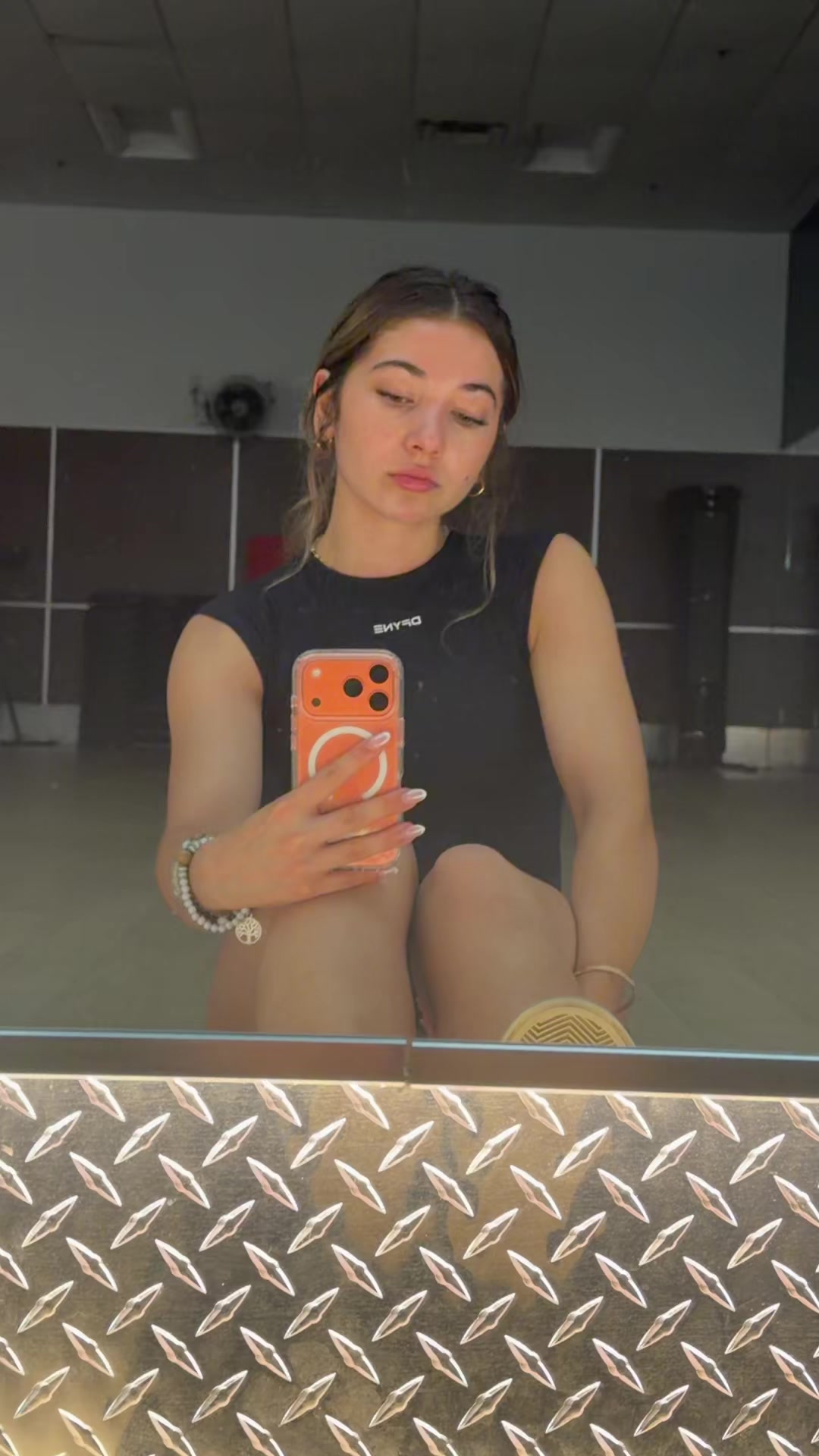 @liorahmadina