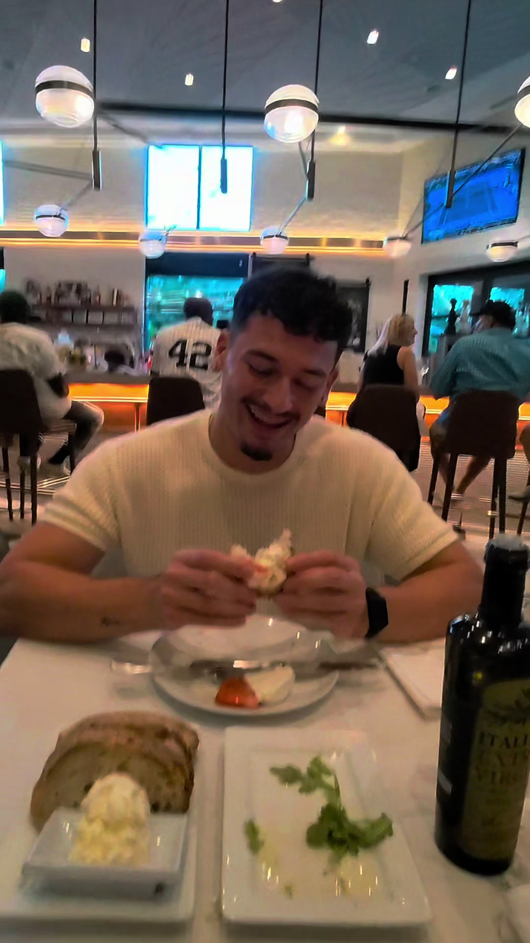 @adrianaciani
