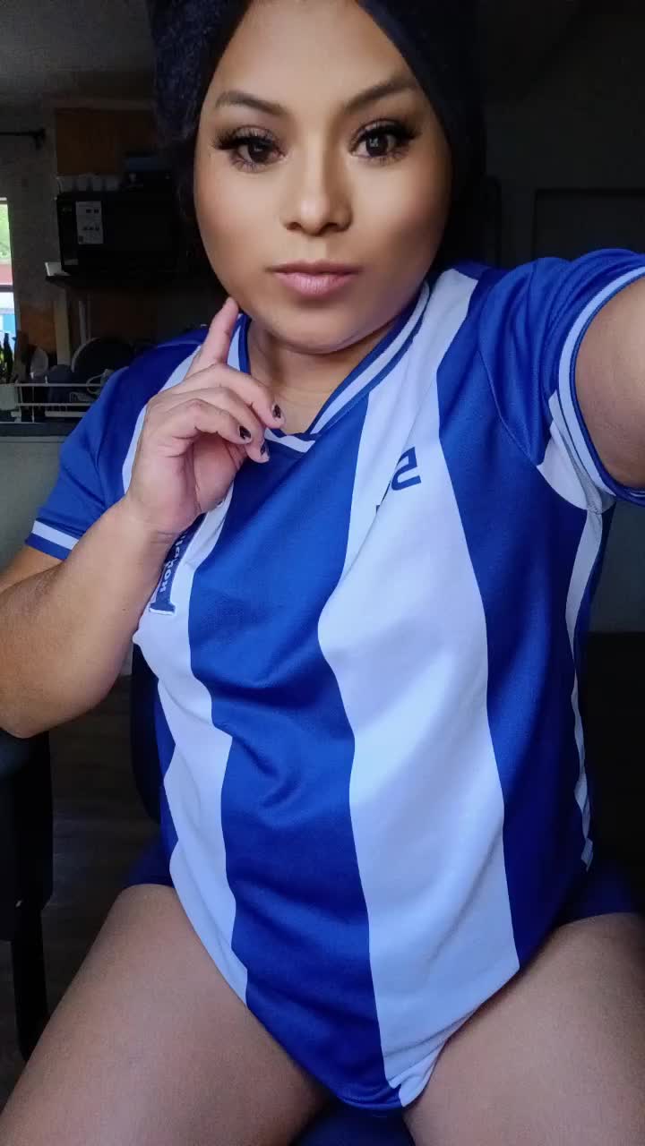 @May_56🇭🇳😍🇱🇷