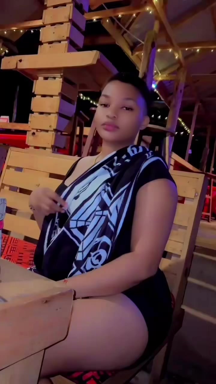 @hotchick956