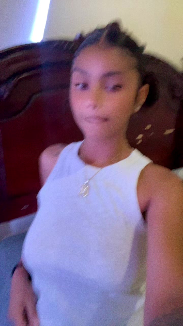 @Yeilyn Garc&iacute;a 👀🥶😍