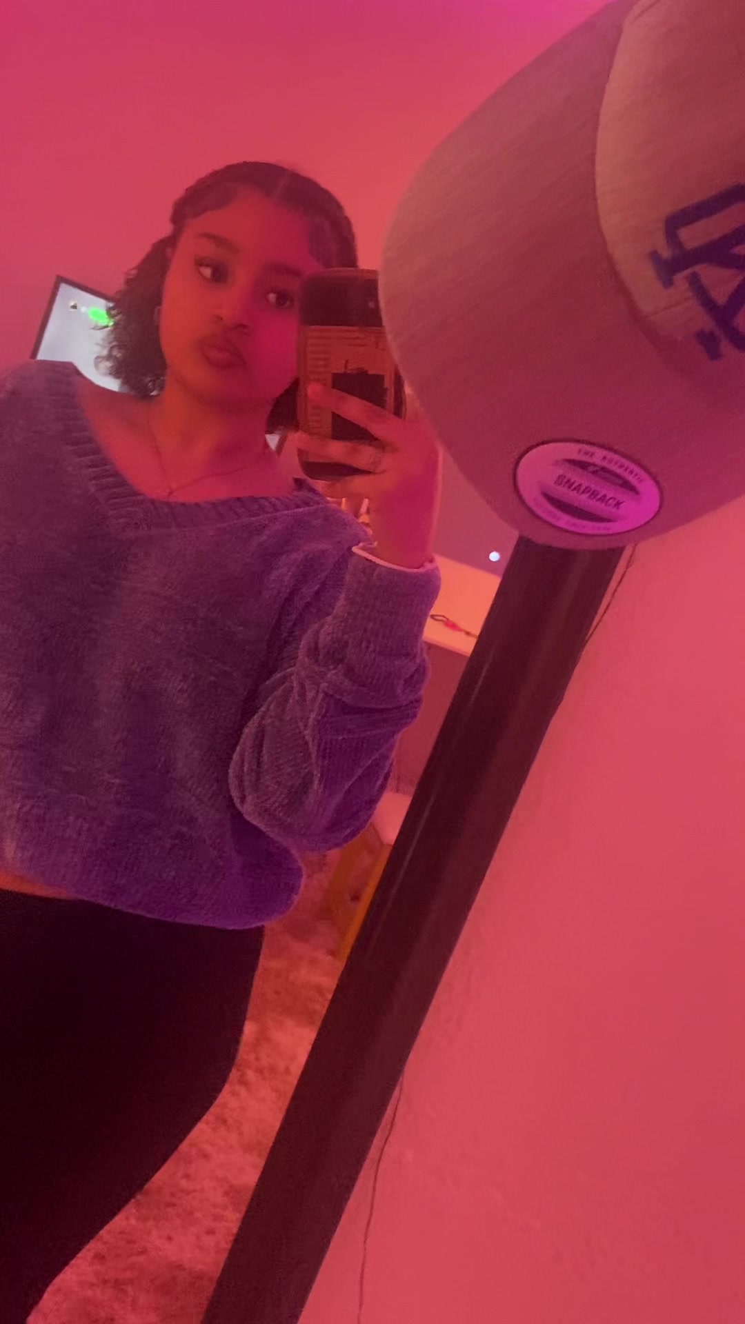 @azzy_..03