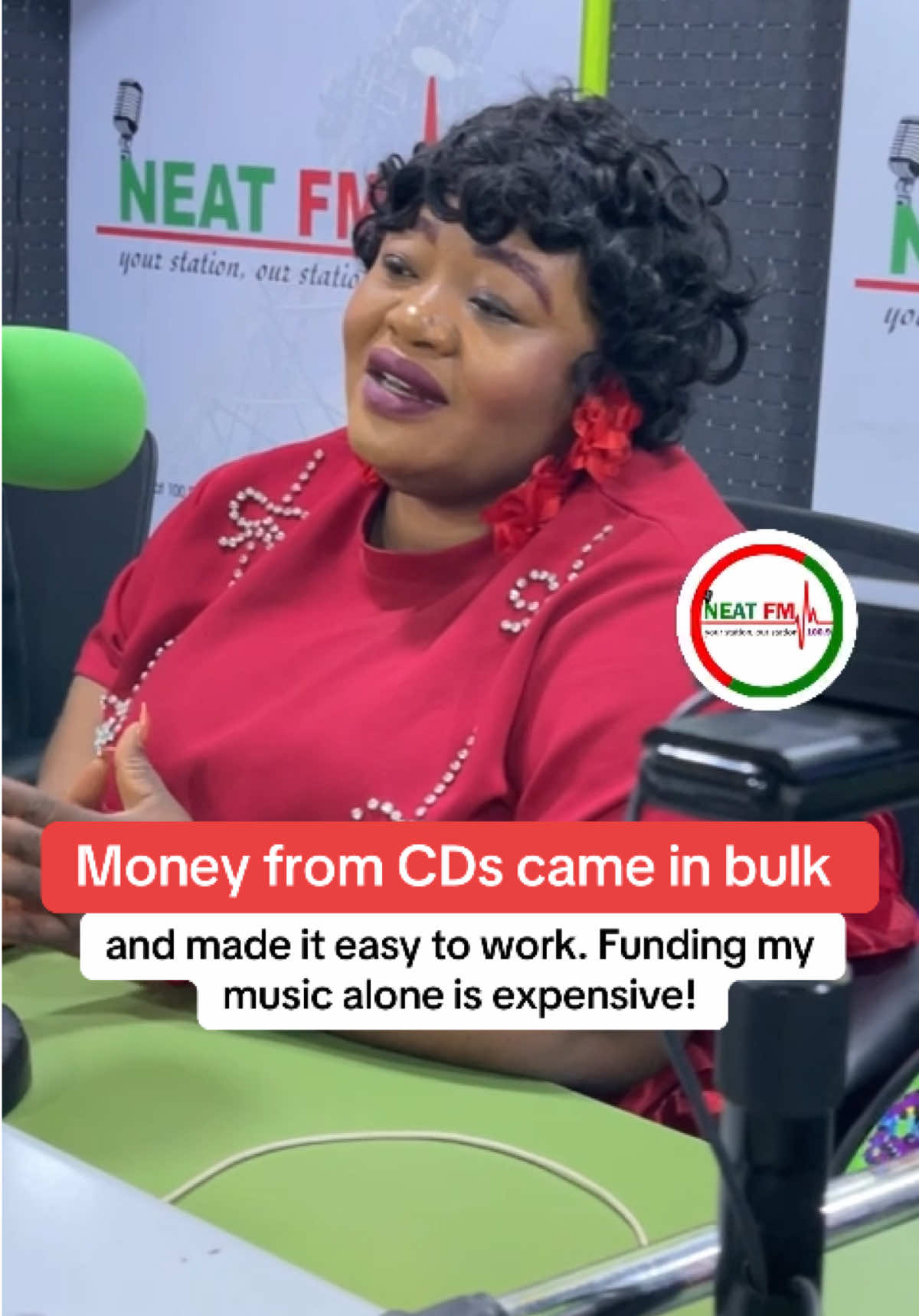 @neat100.9fm