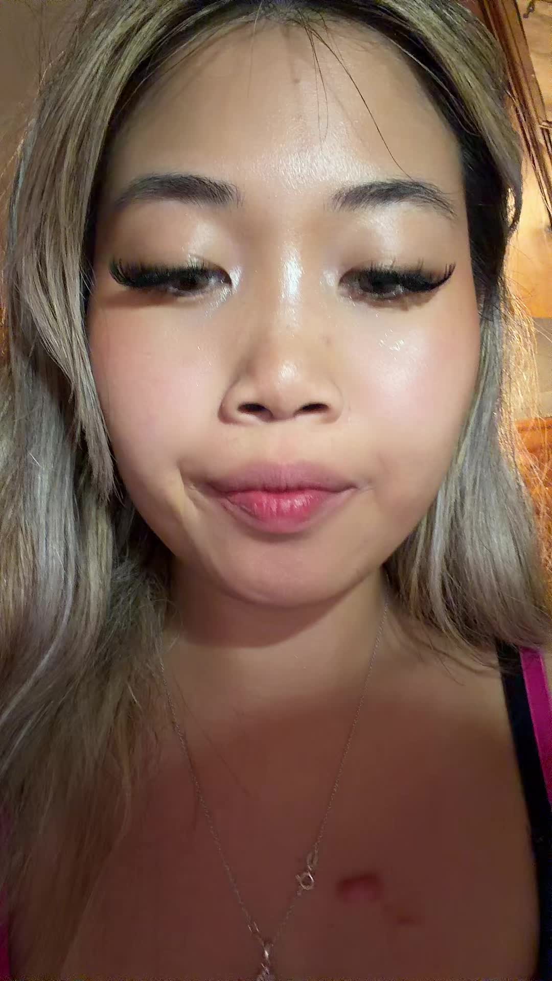 @:p
