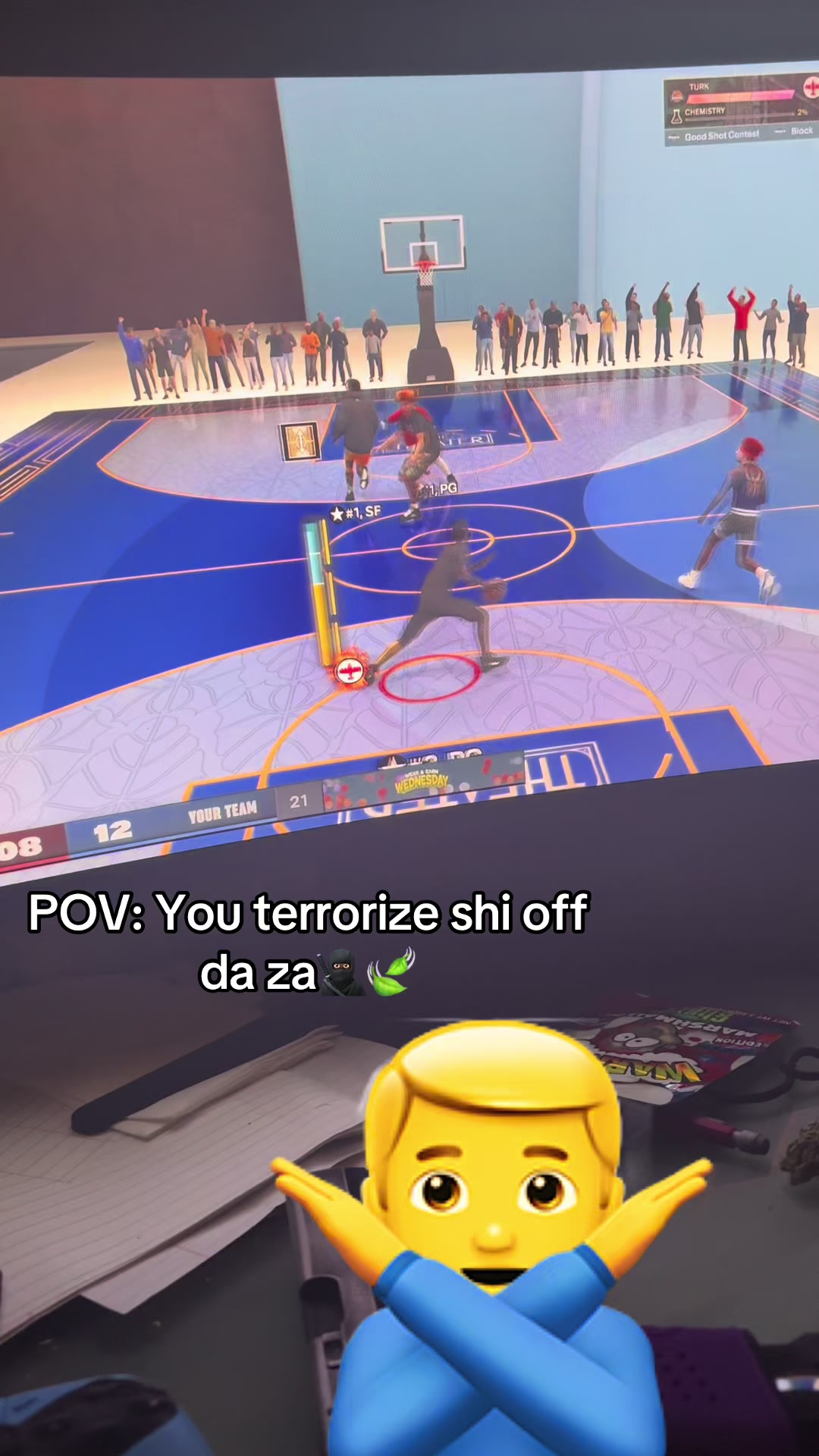 @🦅