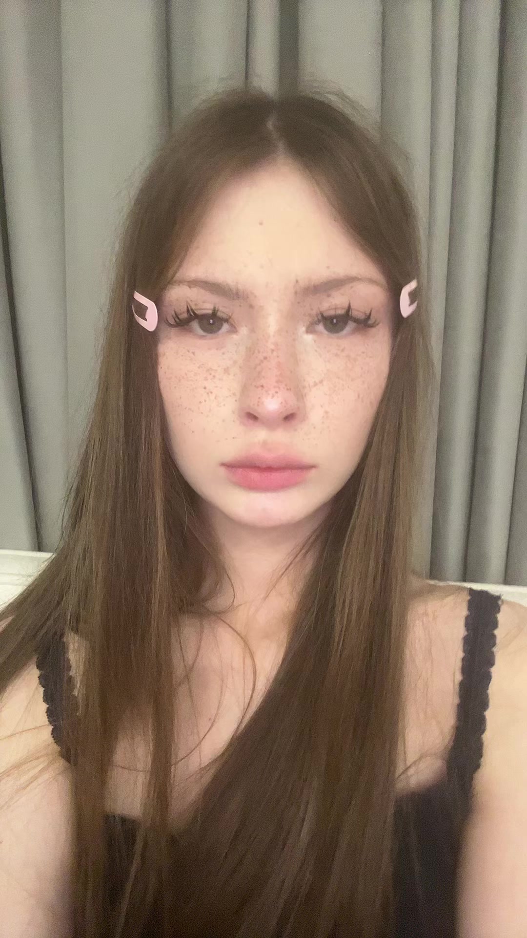 @элинотси