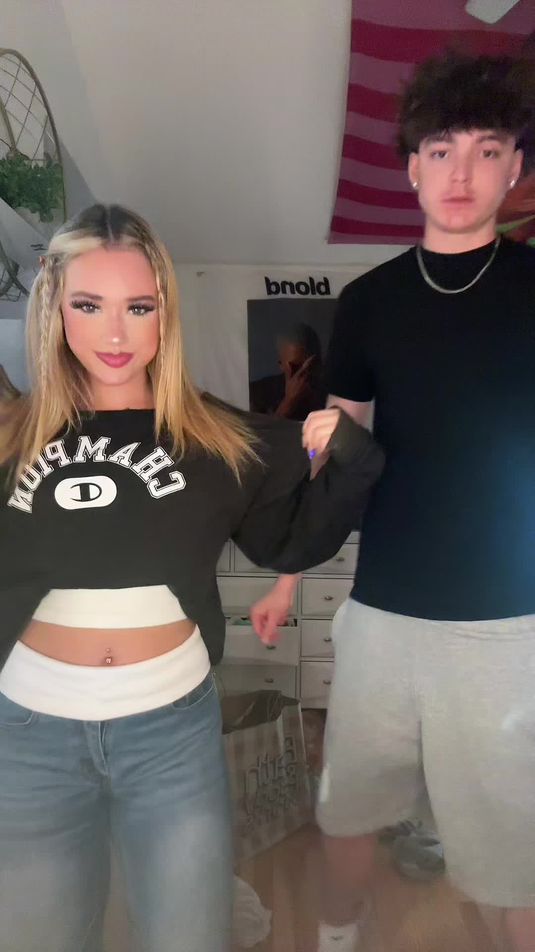 @mena.lux.delamatyr