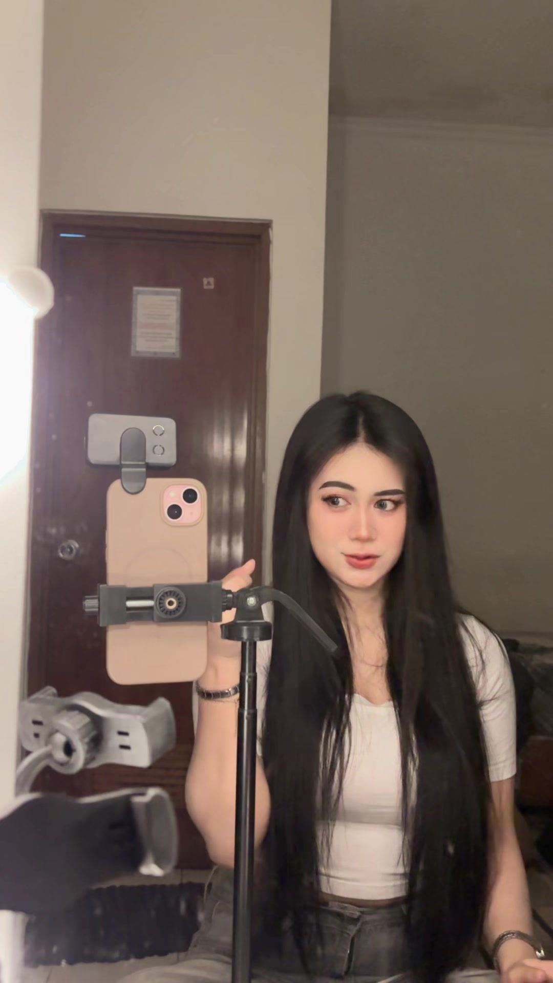 @Nyonya Mendoza