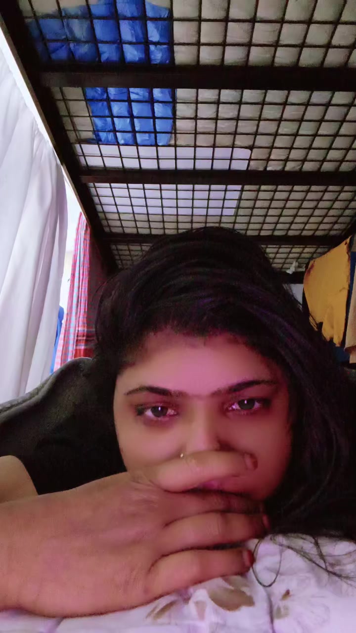 @অচেনা অতিথী